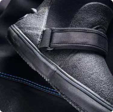 Standard pivot boot
