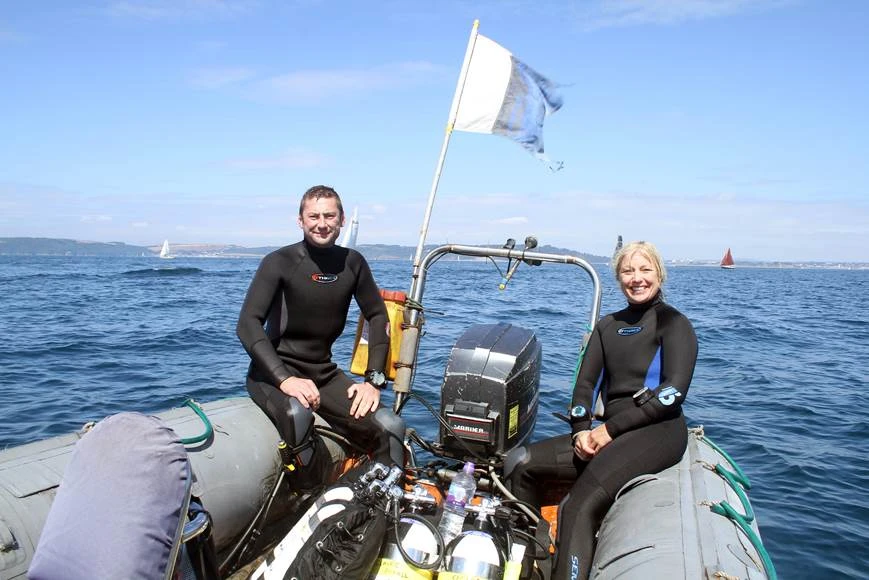 65 Semi-Dry Diving Wetsuit - Image 9